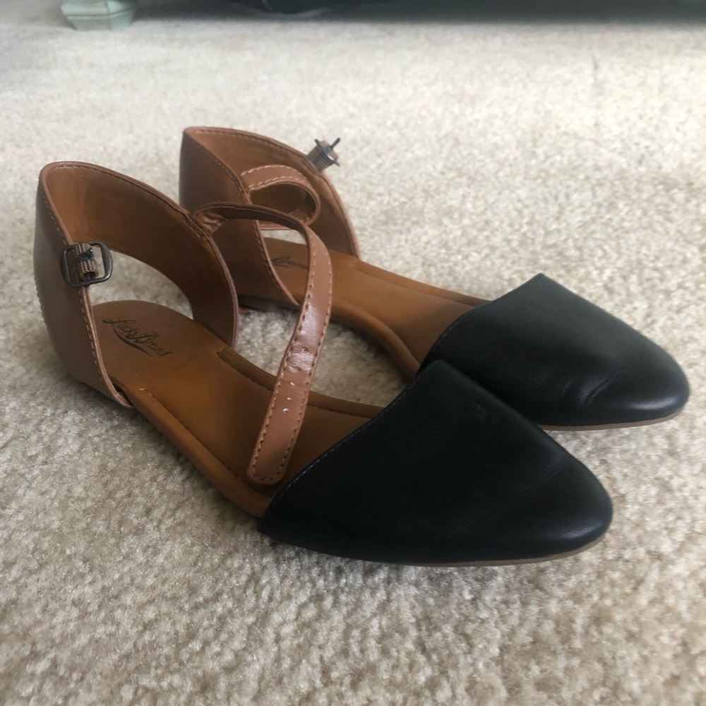 Lucky brand size 8 sandal